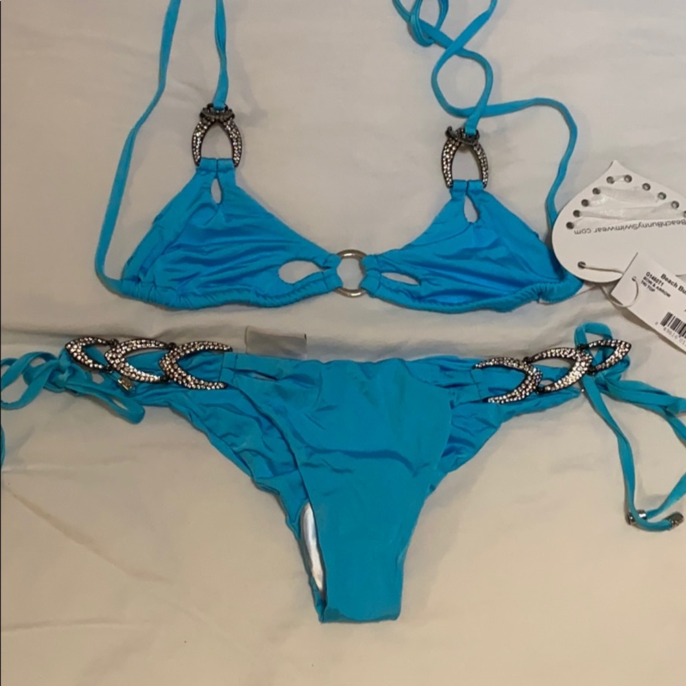 Beach bunny bow and arrow xs top med bottom